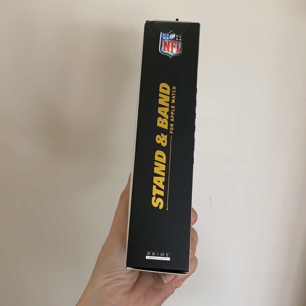 Panthers NFL Apple Watch Stand and Band - Picture 3 of 7